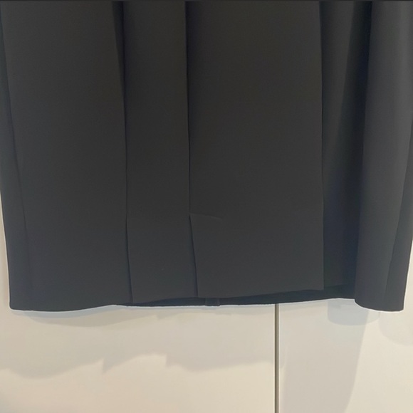 Akris long sleeve black zip front dress. Size 14. - Picture 6 of 6